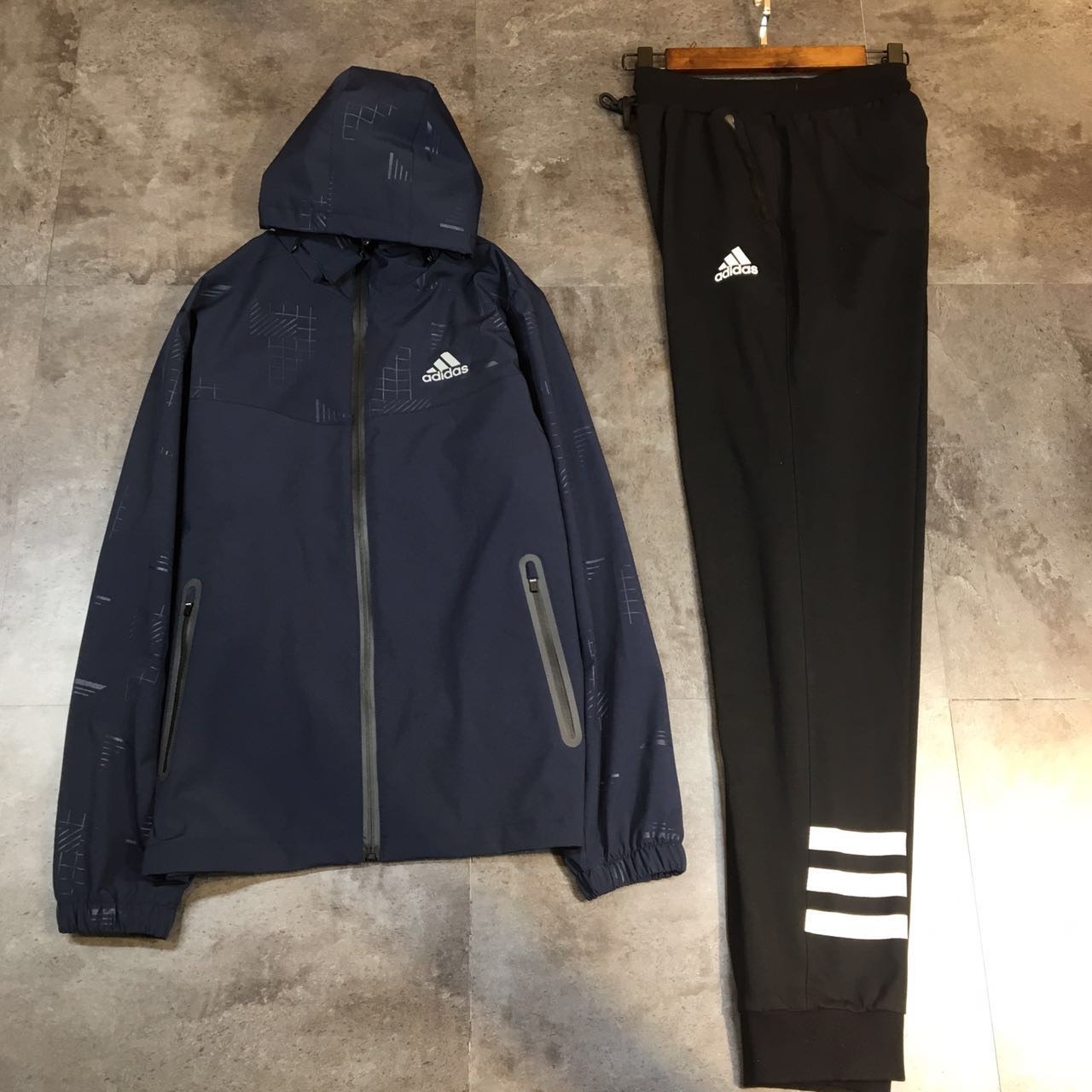 men ad sport suits-039